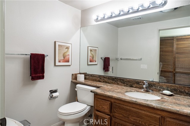 Detail Gallery Image 25 of 37 For 39802 Lakeview Dr #10,  Big Bear Lake,  CA 92315 - 2 Beds | 2/1 Baths