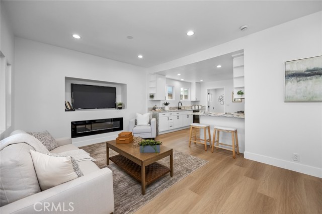 201 S Melrose Street, Placentia CA: https://media.crmls.org/medias/b3e3c4ca-0804-481e-9f17-e0bbf8ddd03b.jpg