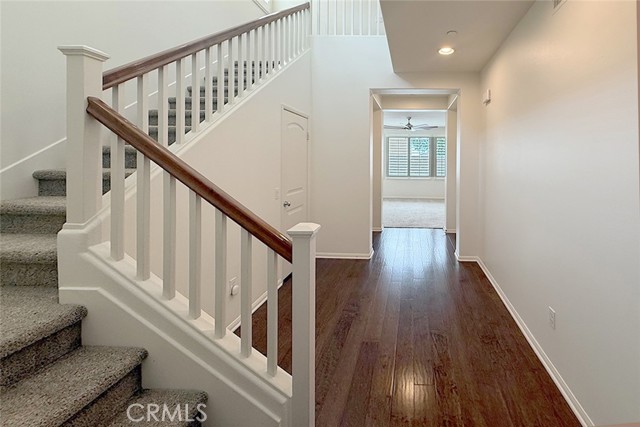 19916 Esmeralda Court, Yorba Linda CA: https://media.crmls.org/medias/b3e3f480-9b9a-4797-804b-85df7733b796.jpg