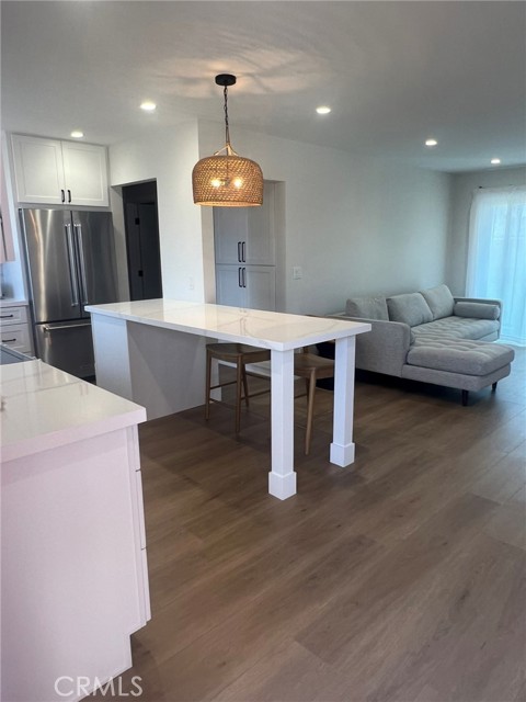 15 15th Street, Hermosa Beach, California 90254, 2 Bedrooms Bedrooms, ,1 BathroomBathrooms,Residential,Sold,15th,SB24145161