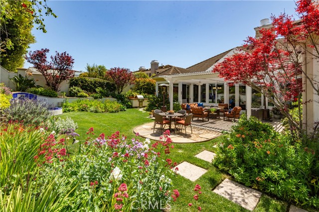 48 Santa Cruz, Rolling Hills Estates CA: https://media.crmls.org/medias/b3e52f8f-8a47-4671-b35a-87169877e4c9.jpg