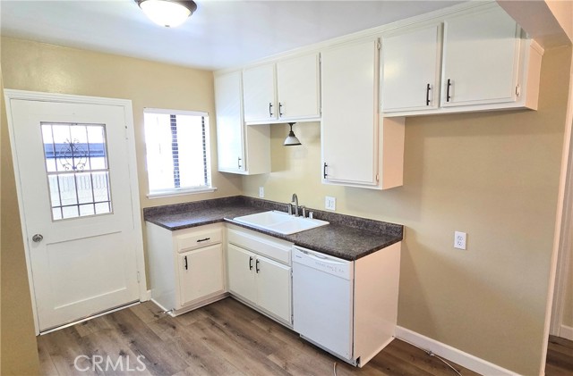 8730 N 6th, Downey CA: https://media.crmls.org/medias/b3e54d45-415b-411a-ac0e-677c7467d348.jpg