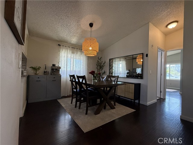 Detail Gallery Image 9 of 29 For 5800 Hamner #431, Corona,  CA 91752 - 3 Beds | 2 Baths