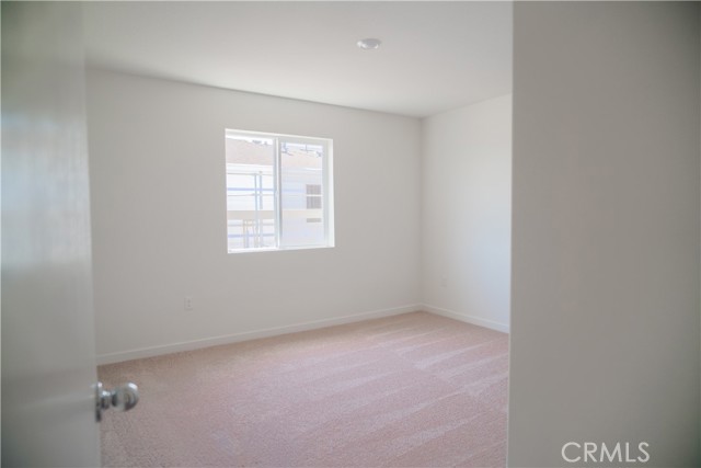 Detail Gallery Image 13 of 14 For 142 Ornelas Trail Ln, Merced,  CA 95341 - 3 Beds | 2/1 Baths