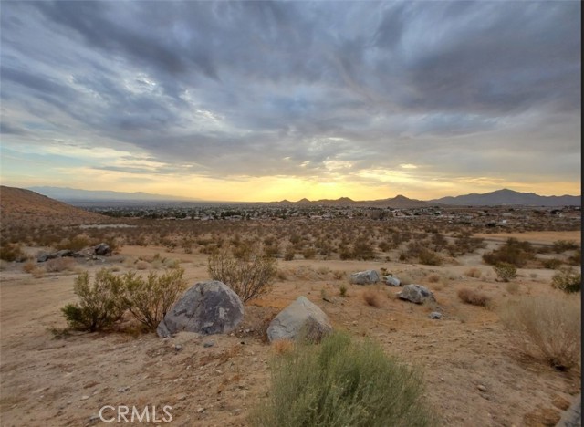 0 Roanoke Road, Apple Valley CA: https://media.crmls.org/medias/b3e7978d-19f6-4699-a6b4-59024a489db9.jpg