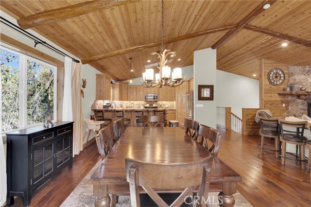 Detail Gallery Image 8 of 22 For 1206 Minton Dr, Big Bear City,  CA 92314 - 3 Beds | 2/1 Baths