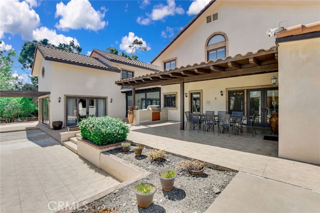 Detail Gallery Image 5 of 75 For 462 Pomello Dr, Claremont,  CA 91711 - 7 Beds | 7 Baths