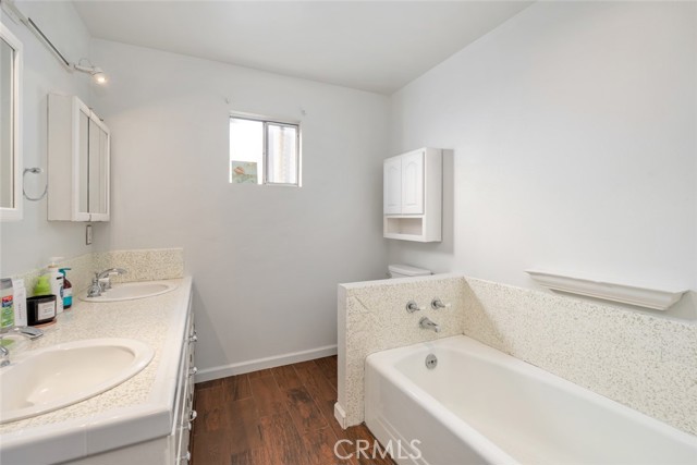 Detail Gallery Image 17 of 37 For 3801 Laverne Ave, Bakersfield,  CA 93309 - 3 Beds | 2/1 Baths