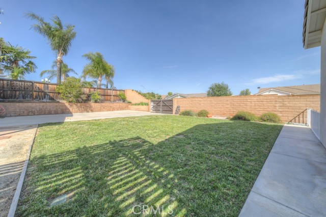 42133 Wagon Wheel Lane, Murrieta CA: https://media.crmls.org/medias/b3e92ed0-3191-4e9b-8537-2086ac36092d.jpg