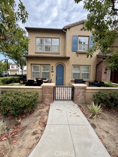428 Campestre LN