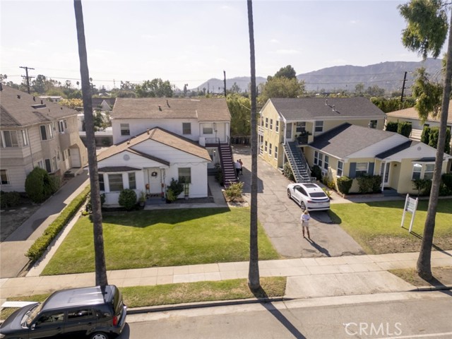Detail Gallery Image 3 of 32 For 676 W Glenoaks Bld #C,  Glendale,  CA 91202 - 2 Beds | 1 Baths