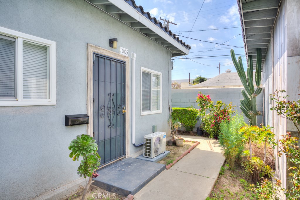 1005 Simmons Ave
