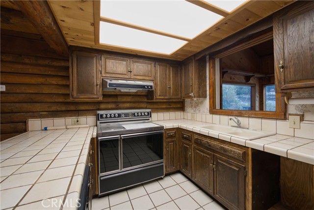 Detail Gallery Image 12 of 35 For 2517 Brentwood, –,  CA 93222 - 4 Beds | 3 Baths