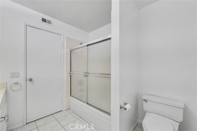 Detail Gallery Image 17 of 49 For 5744 E Creekside Ave #35,  Orange,  CA 92869 - 2 Beds | 2 Baths