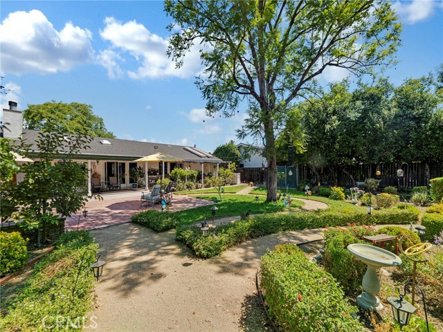 Detail Gallery Image 25 of 40 For 23962 Crosson Dr, Woodland Hills,  CA 91367 - 3 Beds | 2 Baths