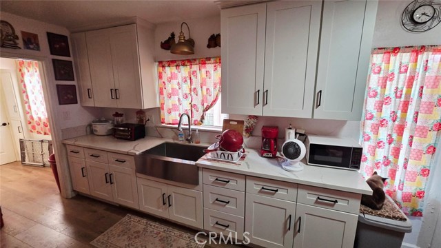 Detail Gallery Image 7 of 22 For 410 Niles, Bakersfield,  CA 93305 - 1 Beds | 1 Baths