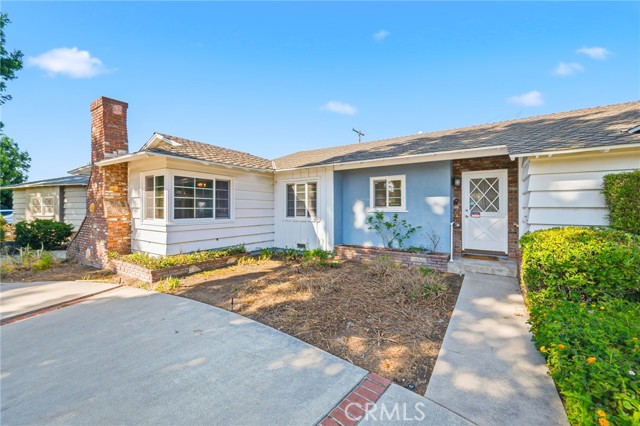 1033 Encino