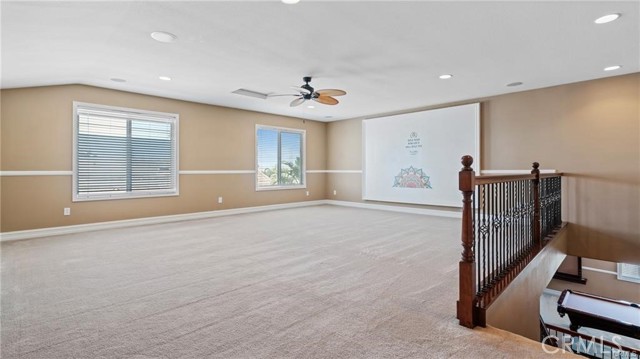 Image 53 of 65 For 13726 Kiwi Avenue