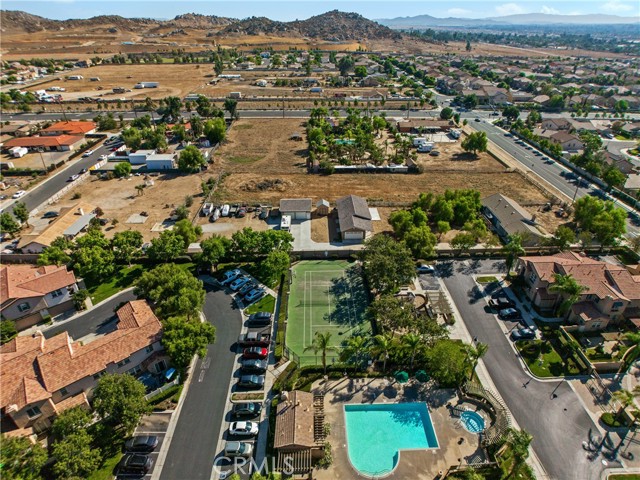 Detail Gallery Image 35 of 37 For 3337 Night Bloom Ln, Perris,  CA 92571 - 3 Beds | 2/1 Baths