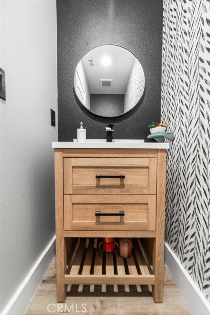 Detail Gallery Image 40 of 70 For 5149 Sammy Hagar, Fontana,  CA 92336 - 6 Beds | 4/1 Baths