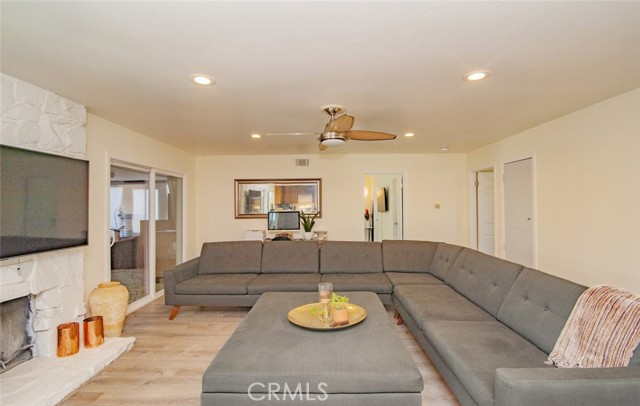 Detail Gallery Image 9 of 20 For 16457 Mount Newberry, Fountain Valley,  CA 92708 - 3 Beds | 2 Baths