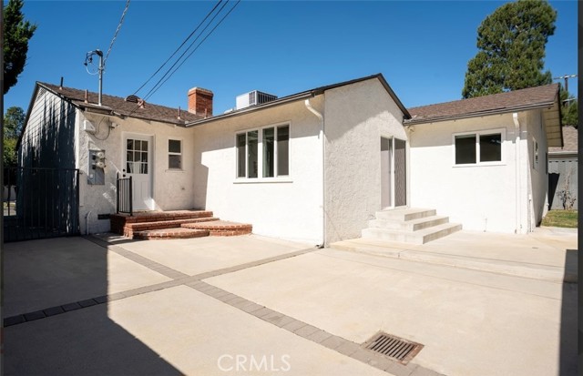 5840 Allott Avenue photo 19