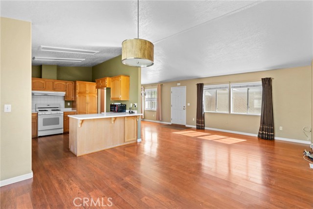 Detail Gallery Image 6 of 36 For 2205 Vista Promesa, Santa Maria,  CA 93458 - 3 Beds | 2 Baths