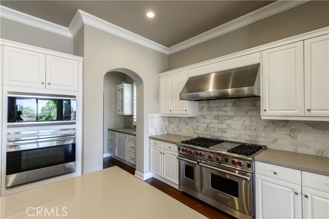 62 Heirloom, Irvine CA: https://media.crmls.org/medias/b3f097a9-0ac7-4690-9150-6e6e8f15dd19.jpg