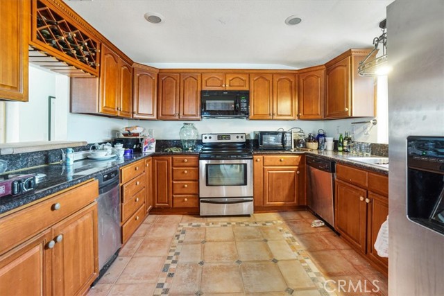 Detail Gallery Image 13 of 45 For 13861 E Avenue G6, Lancaster,  CA 93535 - 3 Beds | 2 Baths