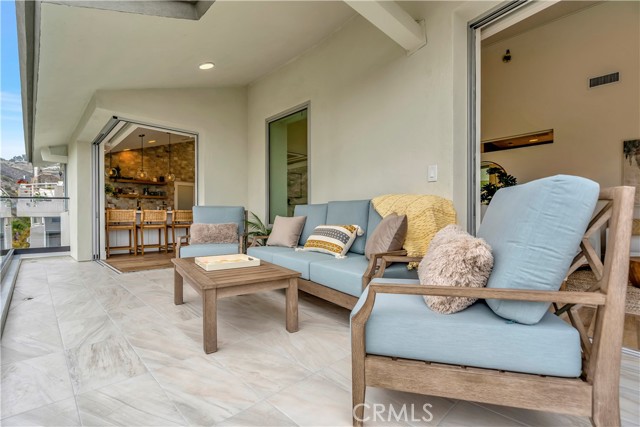 Detail Gallery Image 29 of 68 For 553 Temple Hills Dr, Laguna Beach,  CA 92651 - 5 Beds | 4/1 Baths