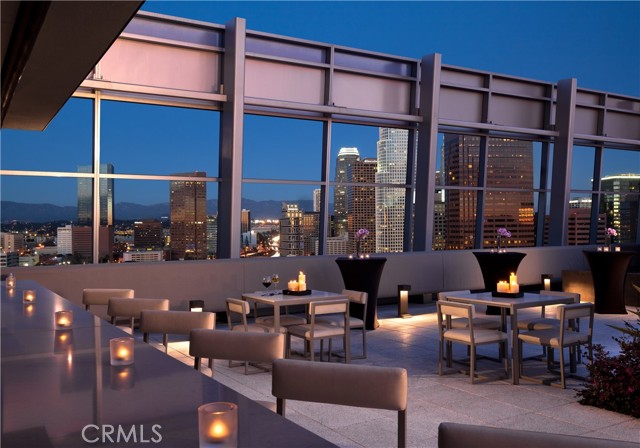 Detail Gallery Image 6 of 32 For 900 W Olympic, Los Angeles,  CA 90015 - 2 Beds | 3 Baths