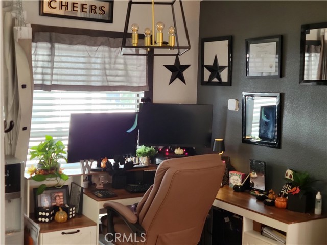 Detail Gallery Image 14 of 36 For 1635 Covina Blvd, San Dimas,  CA 91773 - 3 Beds | 2 Baths