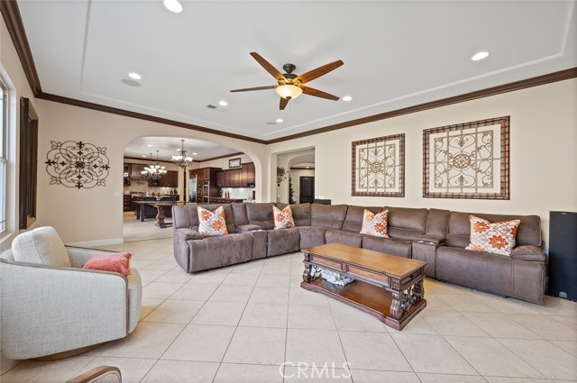 Detail Gallery Image 15 of 73 For 22453 Quiet Bay Dr, Corona,  CA 92883 - 5 Beds | 5/1 Baths