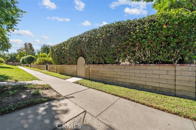 Detail Gallery Image 21 of 28 For 490 Escondido Ct, Camarillo,  CA 93010 - 2 Beds | 2 Baths