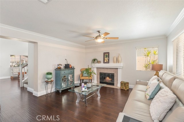 Detail Gallery Image 13 of 53 For 1284 Longport Way, Corona,  CA 92881 - 5 Beds | 3 Baths