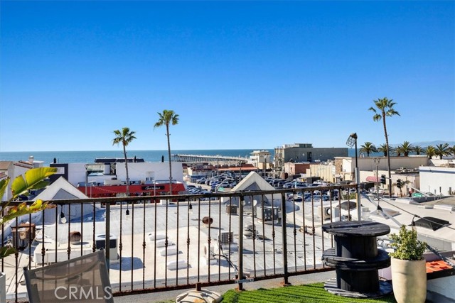 1025 Manhattan Avenue, Hermosa Beach, California 90254, ,Residential Income,Sold,Manhattan,SB24033008