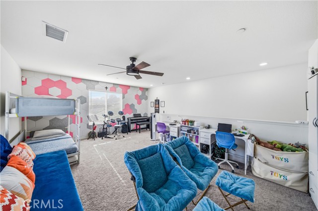 Detail Gallery Image 31 of 54 For 29193 Black Oak, Lake Elsinore,  CA 92530 - 3 Beds | 2 Baths