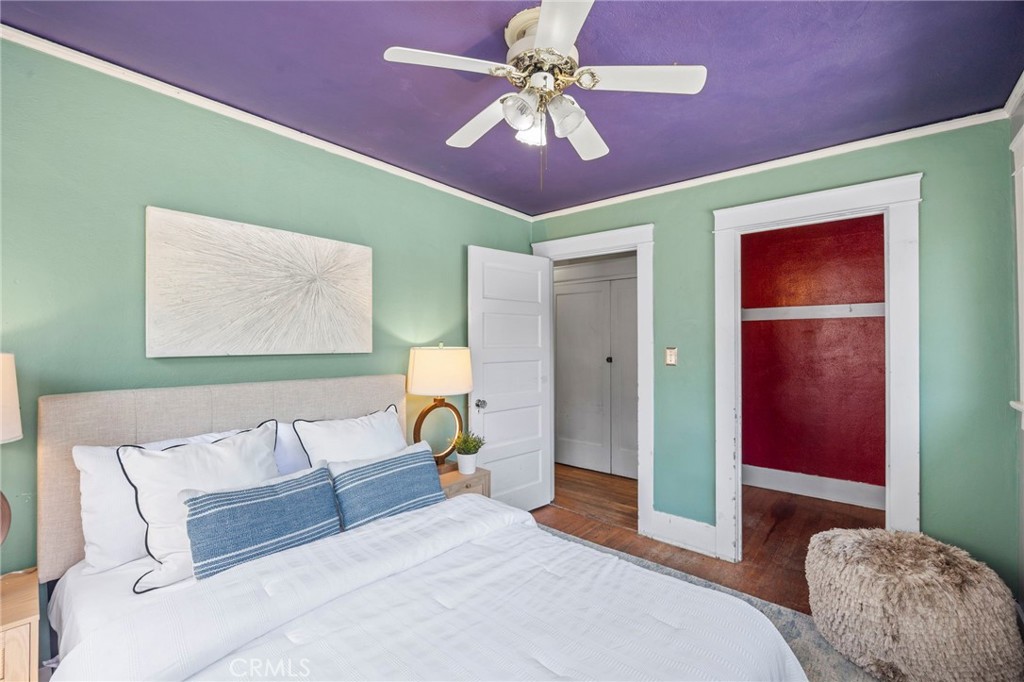 MLS #OC25144639 img 30