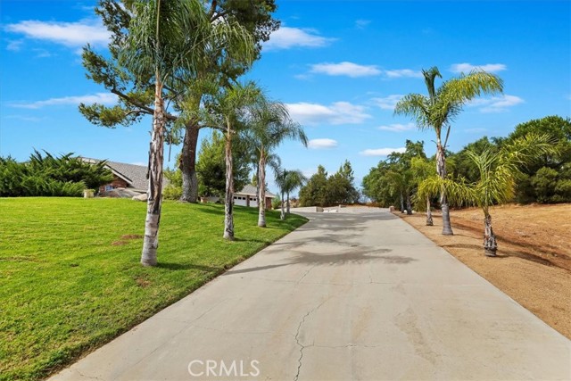 39423 Kapalua Way, Temecula, California 92592, 3 Bedrooms Bedrooms, ,4 BathroomsBathrooms,Residential,For Sale,39423 Kapalua Way,CRSW24206041