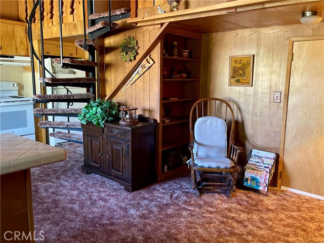 30762 Knoll View, Running Springs, CA 92382