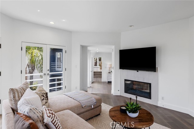 2310 Laurel Bluff, Manhattan Beach, California 90266, 4 Bedrooms Bedrooms, ,3 BathroomsBathrooms,Residential,Sold,Laurel Bluff,SB22159511