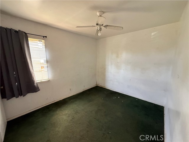 4416 Mesa, Bakersfield CA: https://media.crmls.org/medias/b3f86b21-8129-4a7c-b94a-5df226aeeebf.jpg