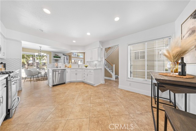 Detail Gallery Image 9 of 46 For 8035 E Treeview Ct, Anaheim,  CA 92808 - 3 Beds | 2/1 Baths