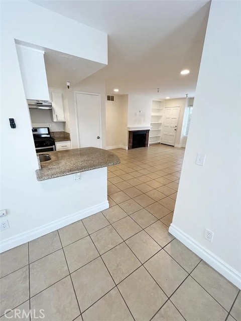 Detail Gallery Image 9 of 31 For 139 Avenida Miramar a,  San Clemente,  CA 92672 - 3 Beds | 2 Baths