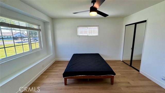 1502 W Hemlock Way, Santa Ana CA: https://media.crmls.org/medias/b3fa461e-e528-488c-97c3-b0e42b746ba3.jpg