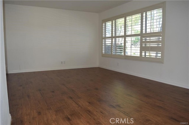 91 Oval Road, Irvine CA: https://media.crmls.org/medias/b3fabe31-1764-4171-901a-5faad0488e79.jpg