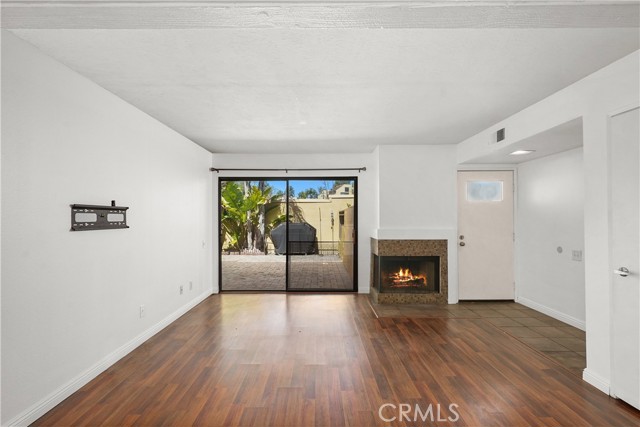 25712 Le Parc, Lake Forest CA: https://media.crmls.org/medias/b3fae8b3-337f-455d-af36-3ad620c4819d.jpg