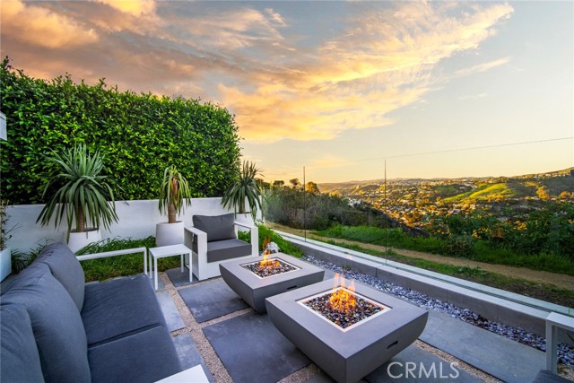 Detail Gallery Image 26 of 32 For 1630 Del Mar, Laguna Beach,  CA 92651 - 2 Beds | 3/1 Baths