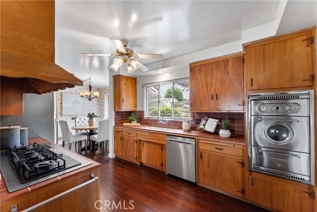 8333 Calmosa Avenue, Whittier CA: https://media.crmls.org/medias/b3fd217d-0b73-494a-b92f-3c3fc902845d.jpg