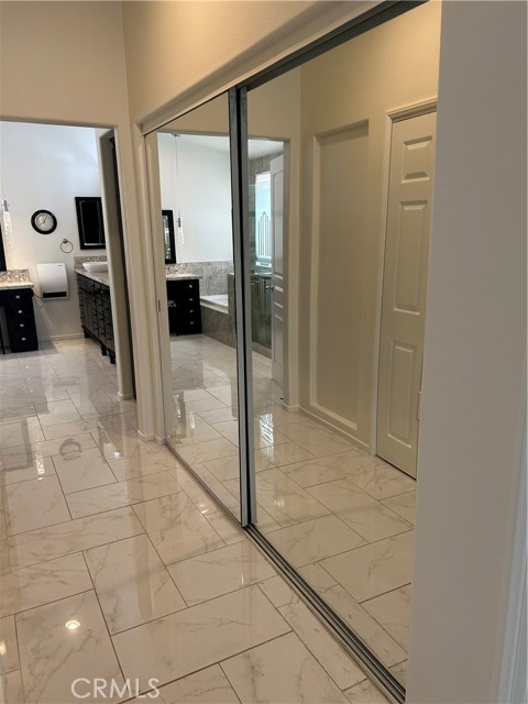 30101 Chateau Cuvaison, Murrieta CA: https://media.crmls.org/medias/b3fd32f2-7f33-4e0b-9a13-88f97c5f87ee.jpg